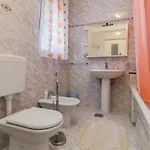 Appartement Lory With A Sea View Near The *