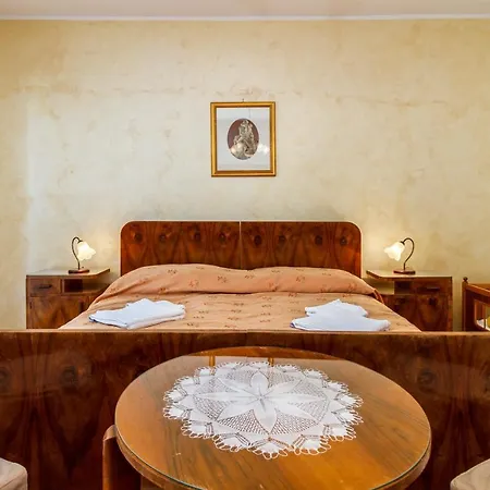 Apartmán Lory With A Sea View Near The *